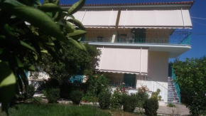 Гостиница Mouragio Apartments  Tyros